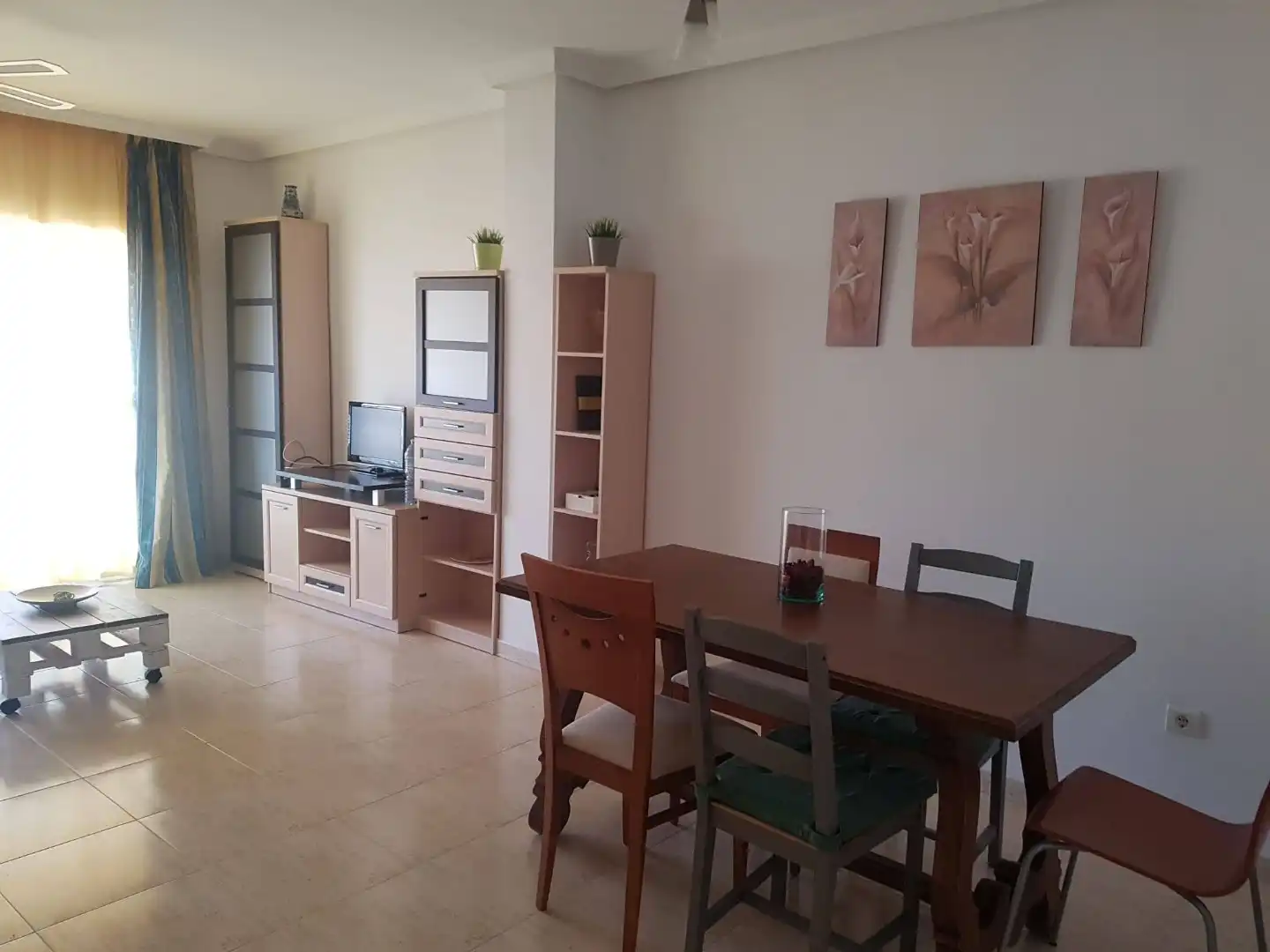Flat for rent in Calle Galicia, 8, Lo Cea Dining room of Flat for rent in Rincón de la Victoria with Terrace, Furnished and Washing machine