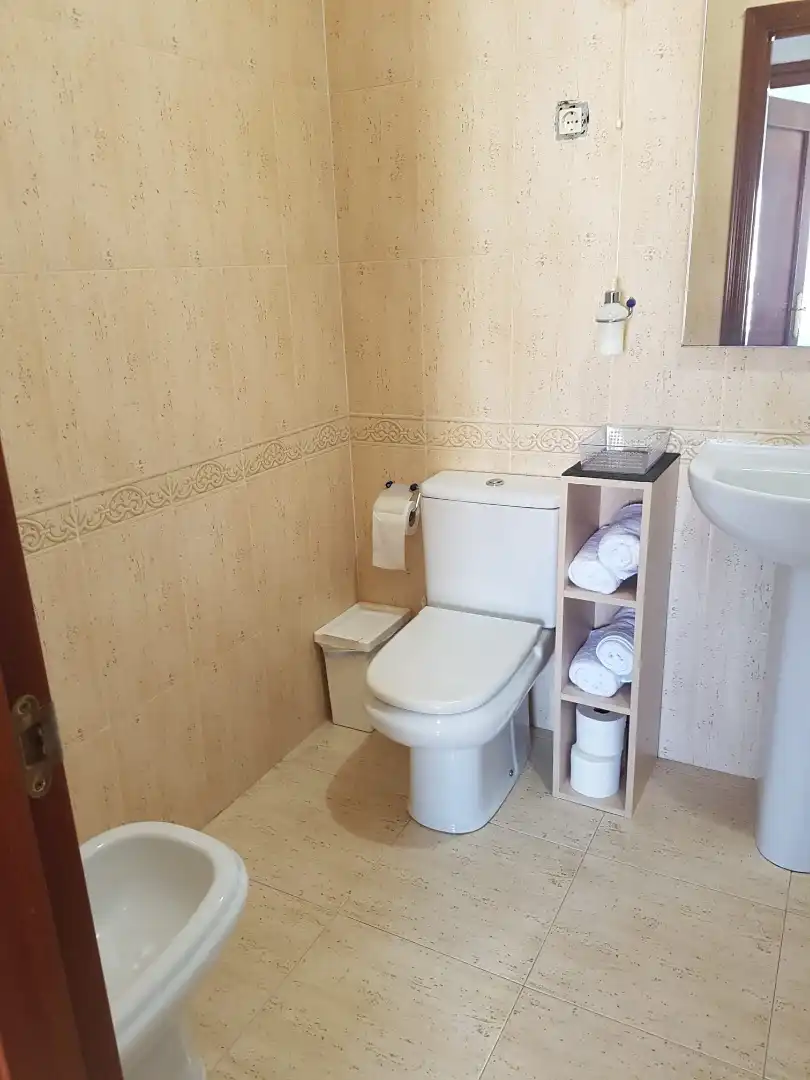 Flat for rent in Calle Galicia, 8, Lo Cea Bathroom of Flat for rent in Rincón de la Victoria with Terrace, Furnished and Washing machine