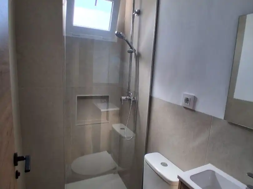 Piso de alquiler en Carrer de Barcelona, 23, Moncada Baño de Piso de alquiler en Moncada con Parquet, Terraza y Amueblado