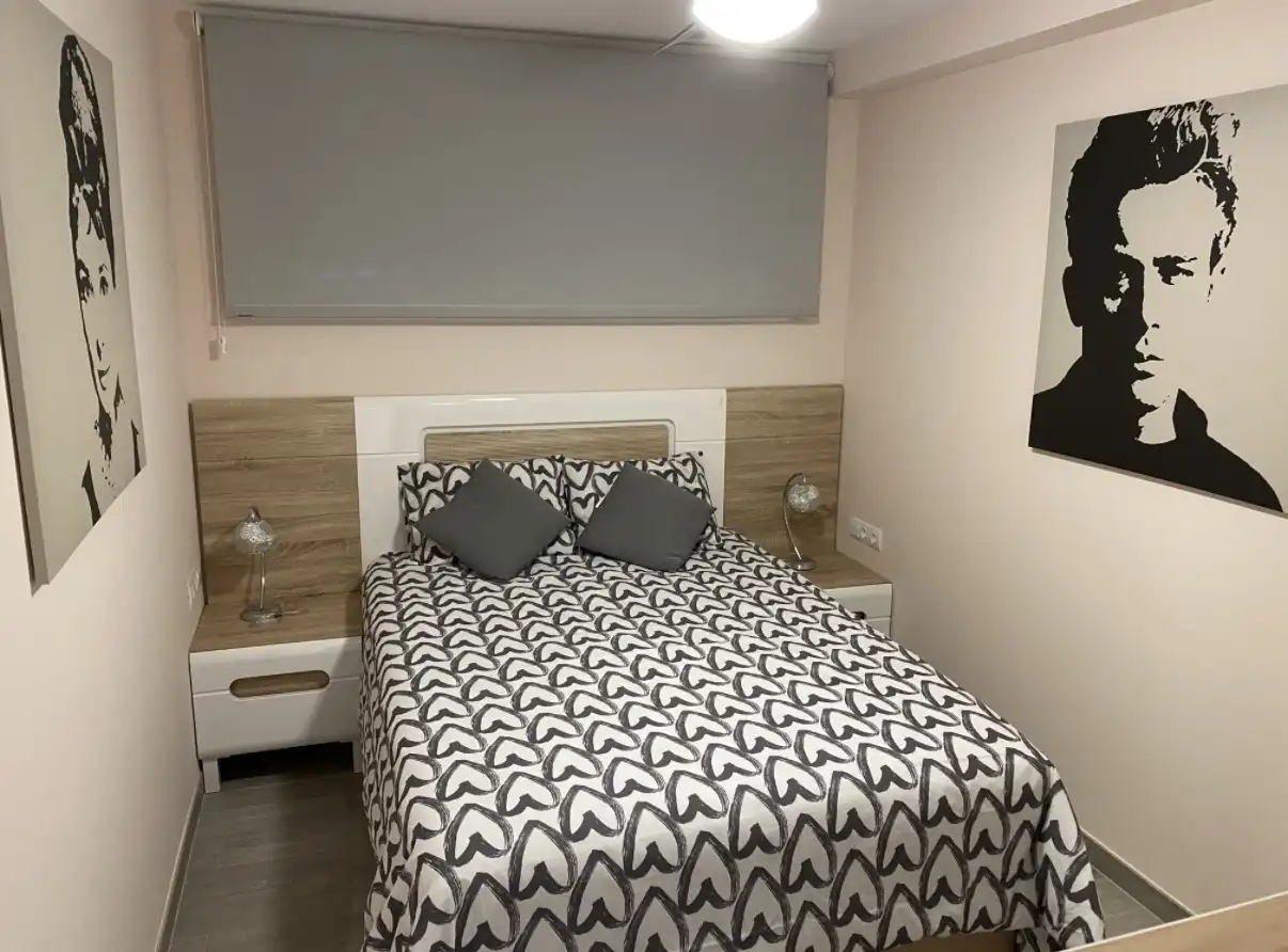 Piso de alquiler en Calle Seguidilla, 16, Sotoserena Habitación de Piso de alquiler en Estepona con Jardín privado y Piscina