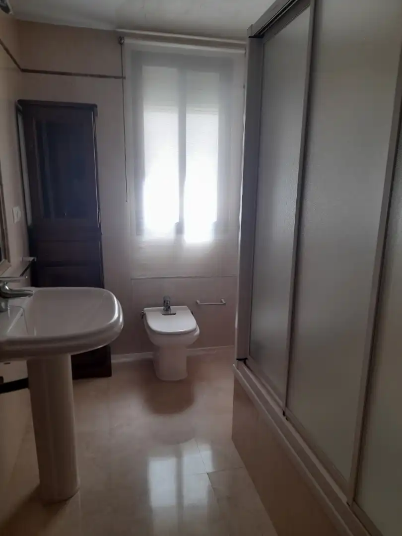 Piso en venta en Avenida de la Legión, Centro Baño de Piso en venta en Antequera