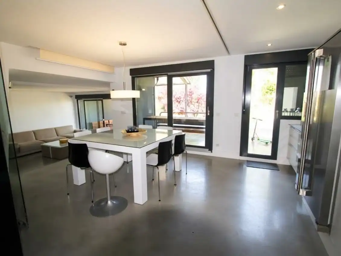 Casa o chalet en venta en Yucatán - Las Cornisas Comedor de Casa o chalet en venta en Las Rozas de Madrid con Aire acondicionado, Calefacción y Jardín privado