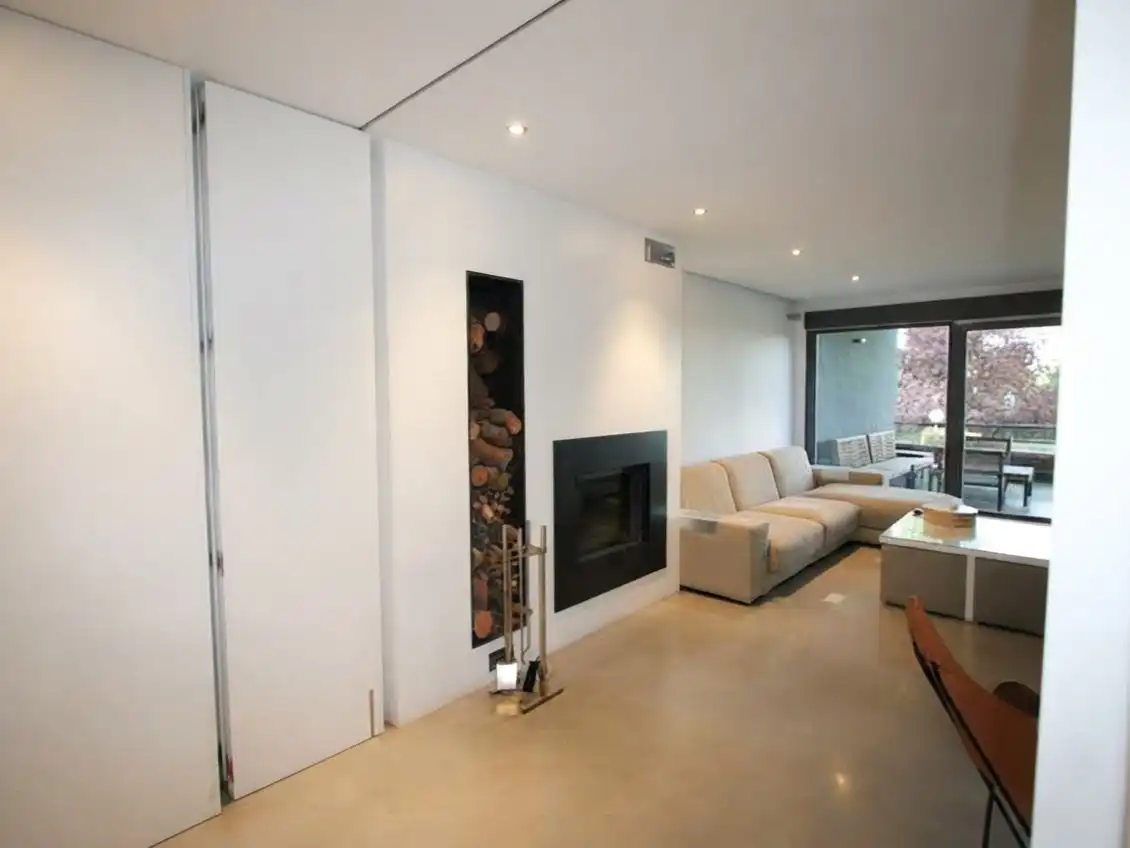 Casa o chalet en venta en Yucatán - Las Cornisas Sala de estar de Casa o chalet en venta en Las Rozas de Madrid con Aire acondicionado, Calefacción y Jardín privado