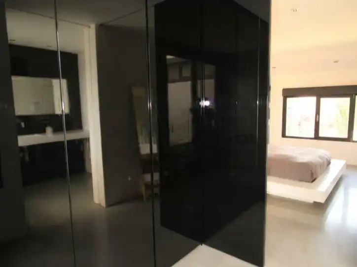 Casa o chalet en venta en Yucatán - Las Cornisas Habitación de Casa o chalet en venta en Las Rozas de Madrid con Aire acondicionado, Calefacción y Jardín privado