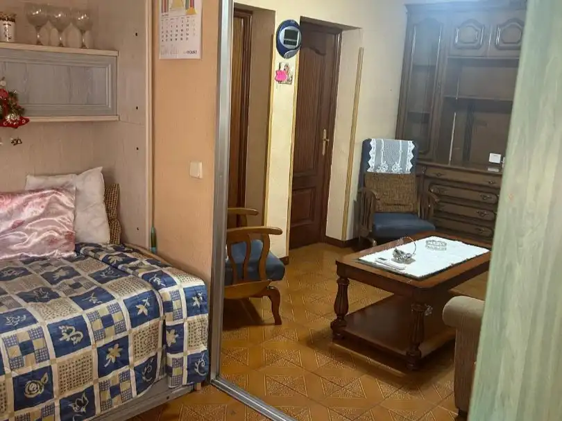 Piso en venta en Calle de Villalobos, 107, Palomeras Sureste Habitación de Piso en venta en Madrid con Aire acondicionado, Calefacción y Terraza