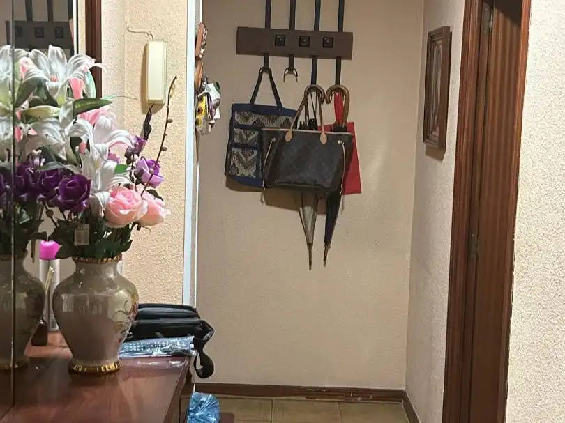 Piso en venta en Calle de Villalobos, 107, Palomeras Sureste Piso en venta en Madrid con Aire acondicionado, Calefacción y Terraza