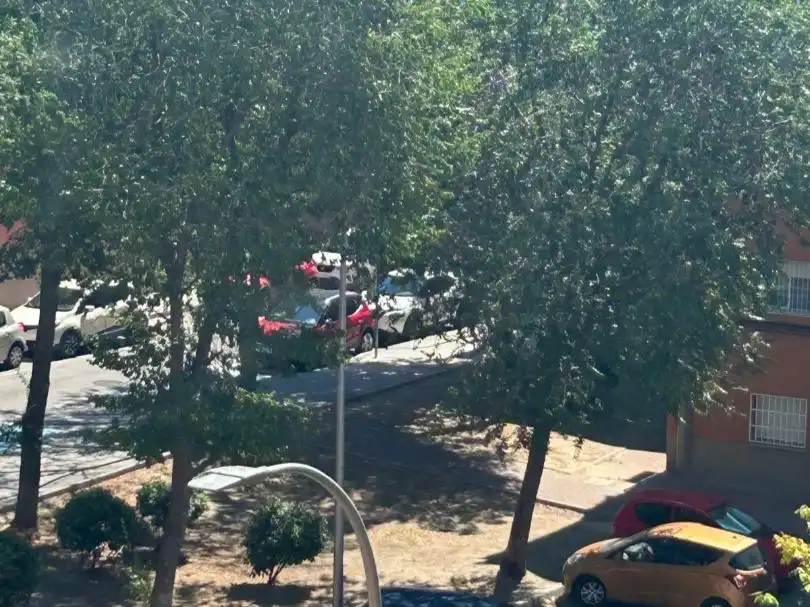 Piso en venta en Calle de Villalobos, 107, Palomeras Sureste Parking de Piso en venta en Madrid con Aire acondicionado, Calefacción y Terraza