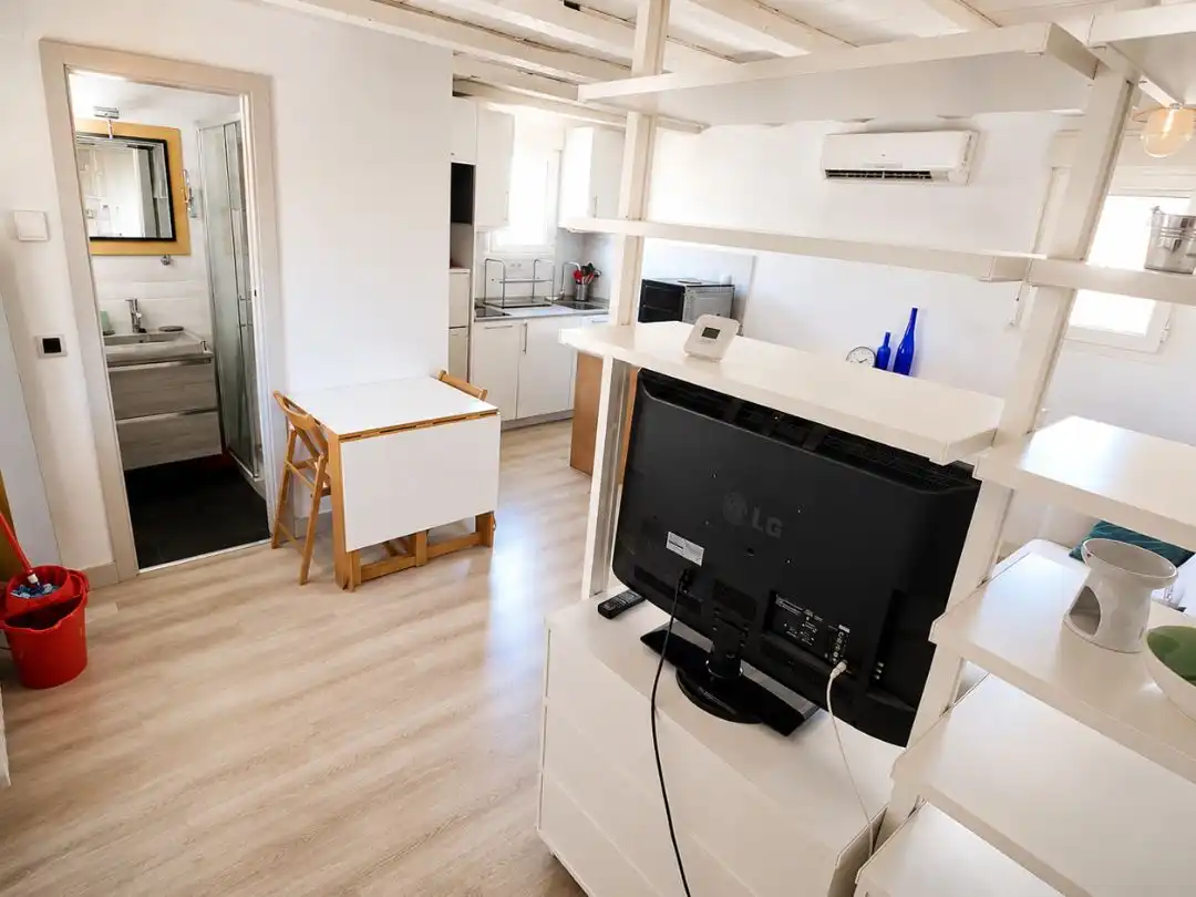 Apartamento en venta en Calle del Amparo, 25, Embajadores - Lavapiés Cocina de Apartamento en venta en Madrid Capital con Aire acondicionado
