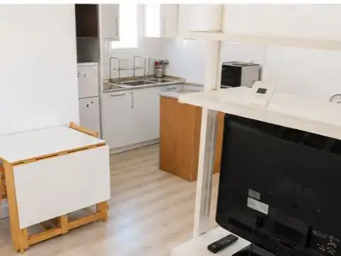 Apartamento en venta en Calle del Amparo, 25, Embajadores - Lavapiés Cocina de Apartamento en venta en Madrid Capital con Aire acondicionado