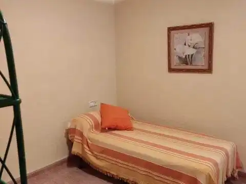 Habitación de Piso de alquiler en Onil con Aire acondicionado, Amueblado y Balcón