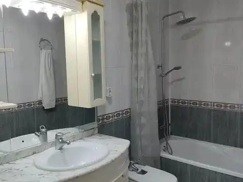 Baño de Piso de alquiler en Onil con Aire acondicionado, Amueblado y Balcón