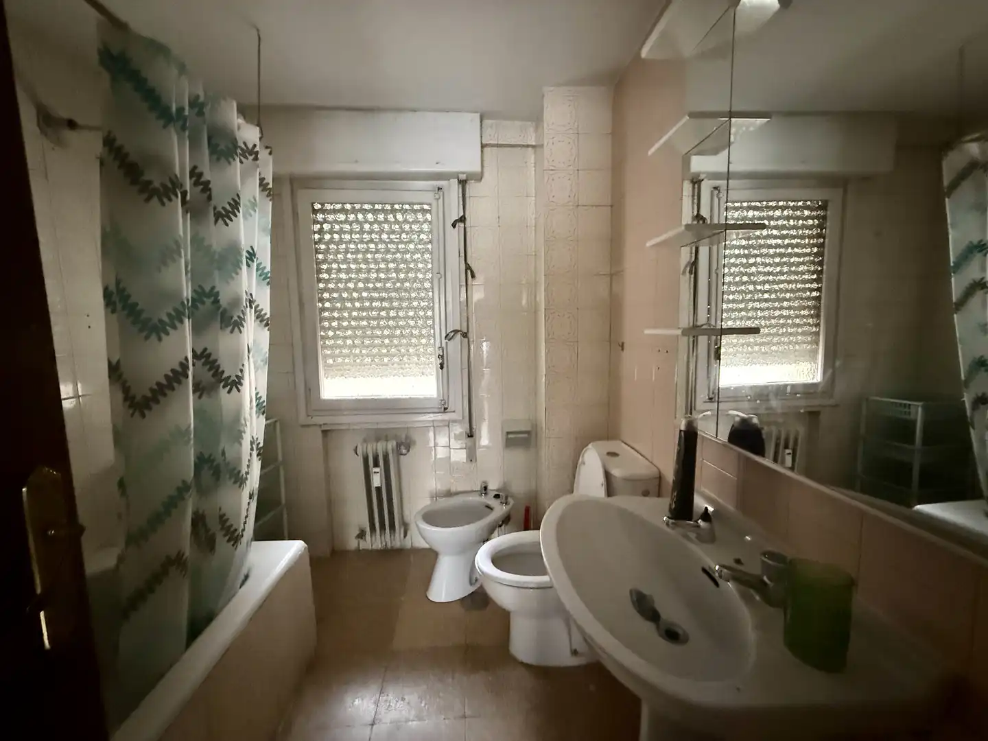 Baño de Piso en venta en Soria Capital  con Calefacción, Parquet y Terraza