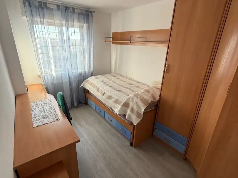 Attic for rent in Carretera de Ledesma, 54, Barrio Blanco Bedroom of Attic for rent in Salamanca with Heating, Parquet flooring and Terrace