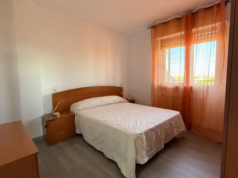 Attic for rent in Carretera de Ledesma, 54, Barrio Blanco Bedroom of Attic for rent in Salamanca with Heating, Parquet flooring and Terrace