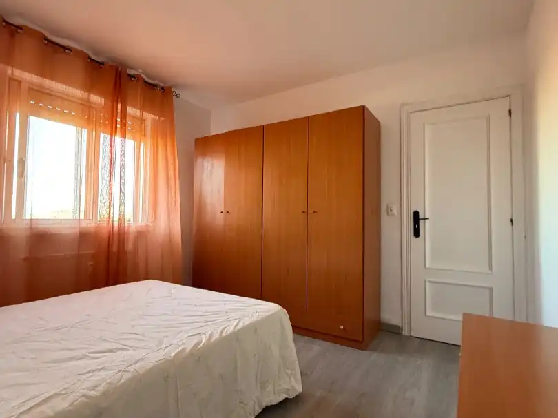 Attic for rent in Carretera de Ledesma, 54, Barrio Blanco Bedroom of Attic for rent in Salamanca with Heating, Parquet flooring and Terrace