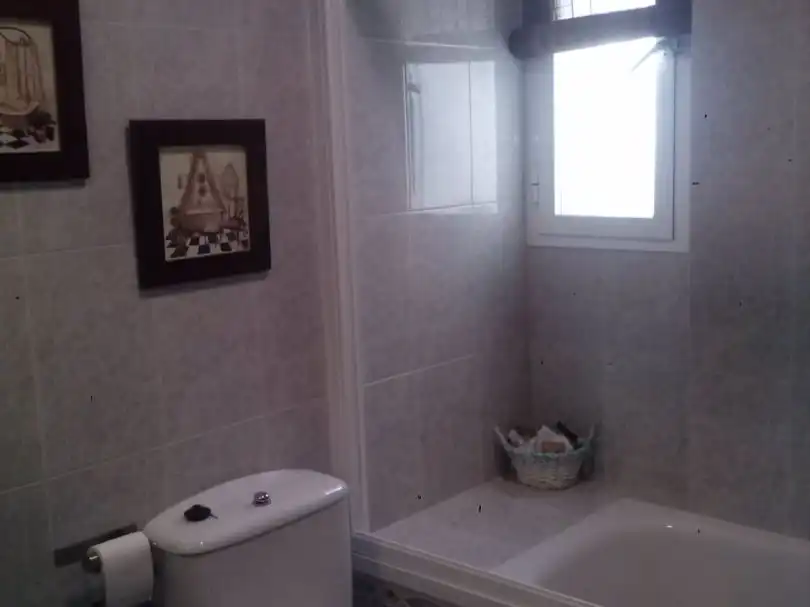 Flat for sale in Calle Río Genil, 7, El Valle Bathroom of Flat for sale in Lucena with Air Conditioner, Storage room and Furnished