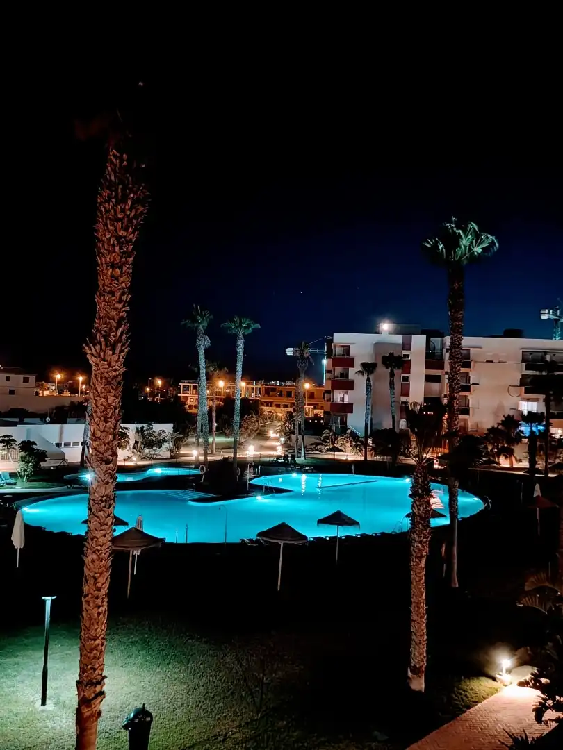 Apartament de lloguer a Calle Cabina, 19, Almerimar Piscina de Apartament de lloguer en El Ejido amb Aire condicionat, Calefacció i Jardí privat
