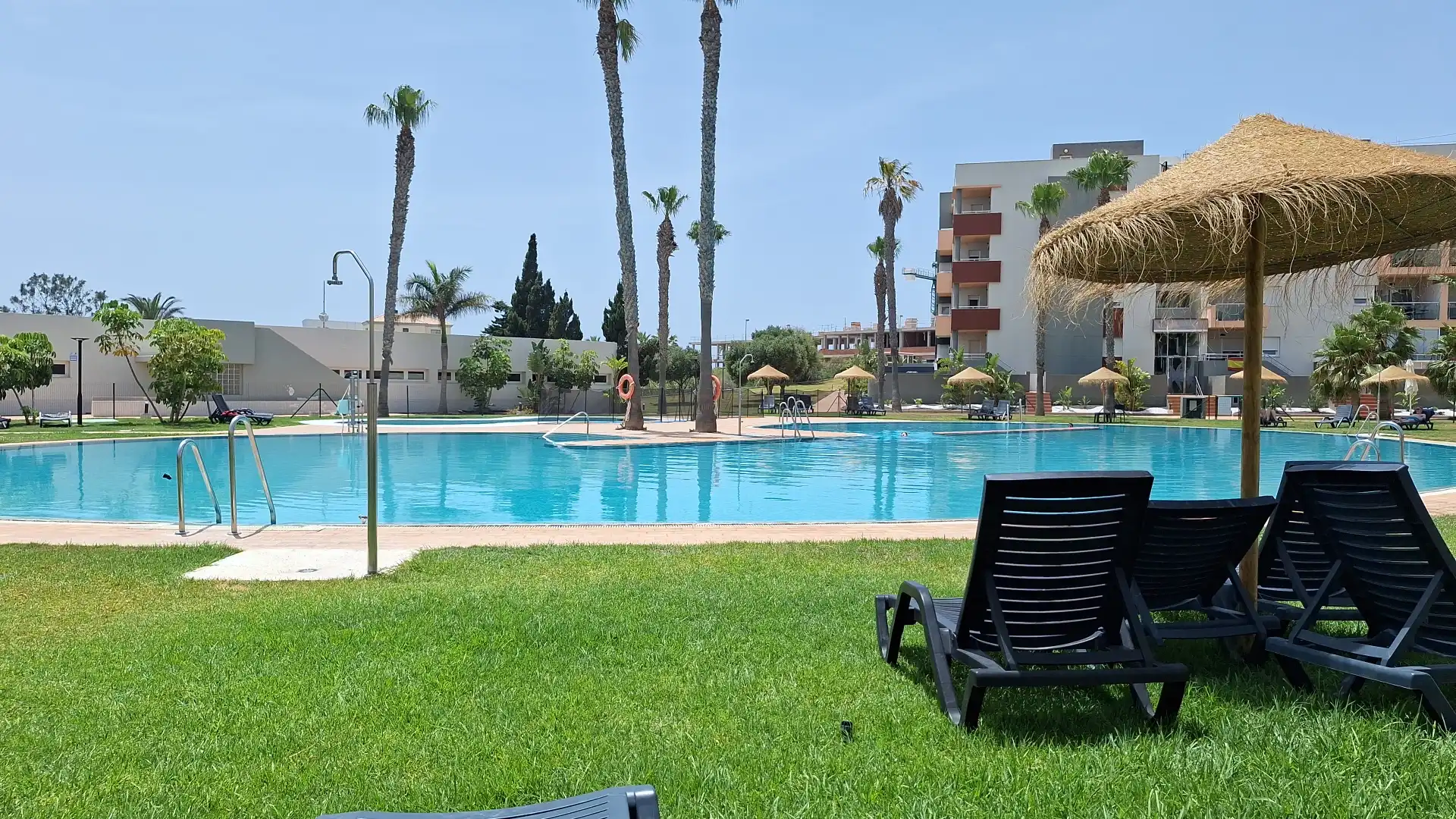 Apartament de lloguer a Calle Cabina, 19, Almerimar Piscina de Apartament de lloguer en El Ejido amb Aire condicionat, Calefacció i Jardí privat