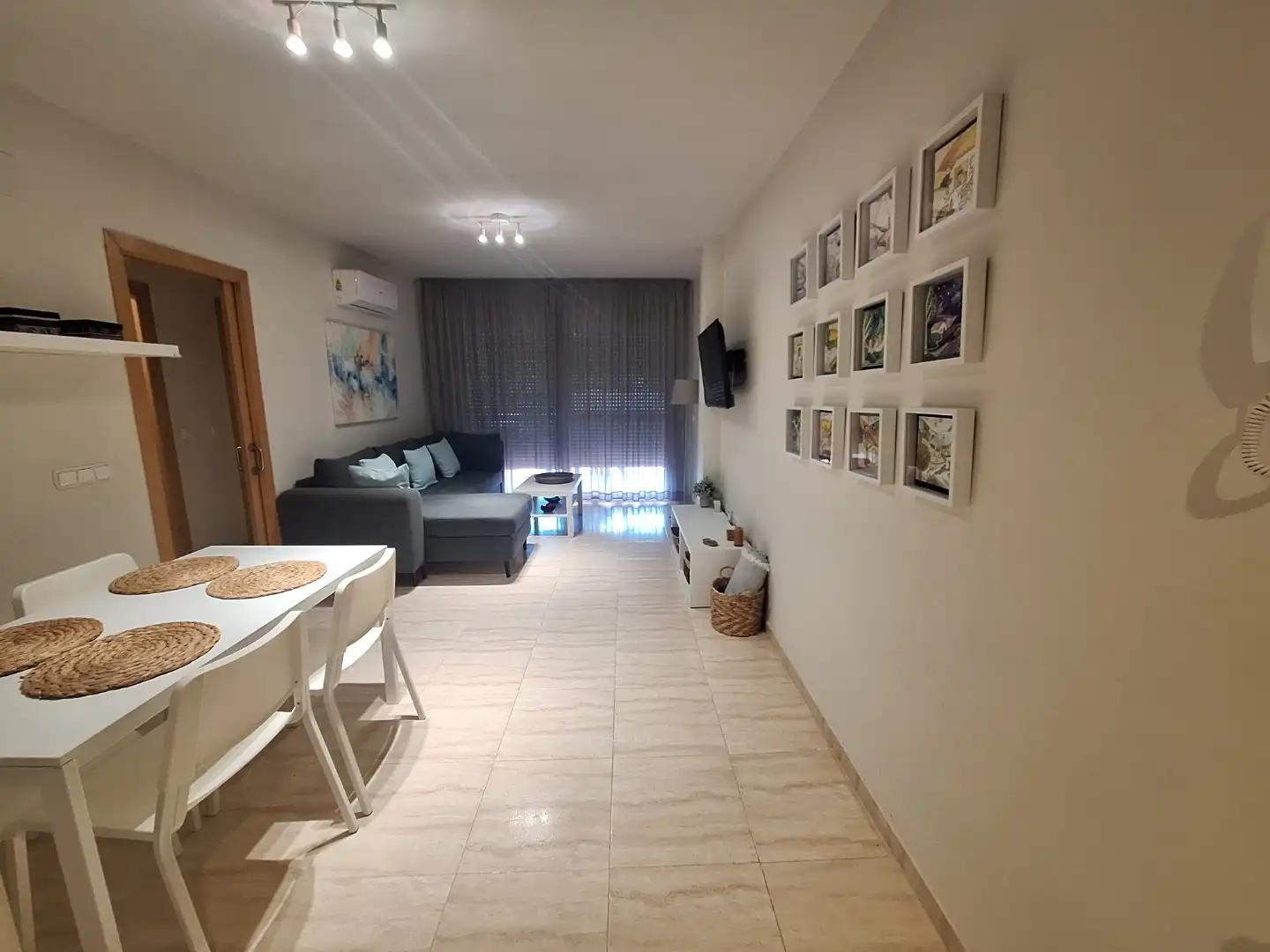 Apartament de lloguer a Calle Cabina, 19, Almerimar Sala d'estar de Apartament de lloguer en El Ejido amb Aire condicionat, Calefacció i Jardí privat