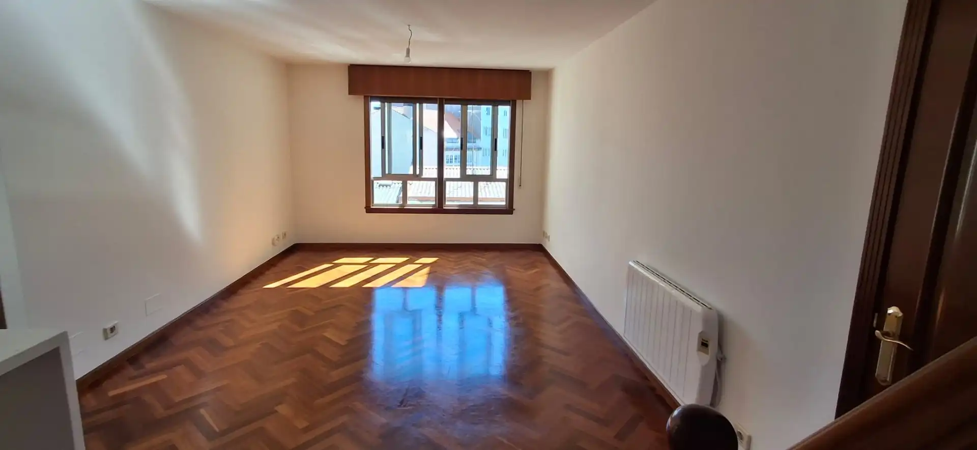 Dúplex en venta en Rúa San Antonio, 33, Monte Alto - Zalaeta - Atocha Sala de estar de Dúplex en venta en A Coruña Capital con Balcón