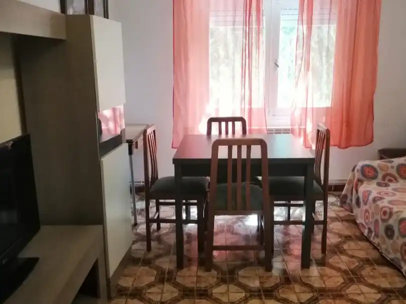 Piso de alquiler en Calle Torres Quevedo, 104, Ensanche - Franciscanos Comedor de Piso de alquiler en Albacete con Calefacción, Amueblado y Balcón