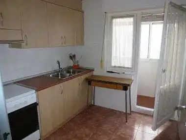 Piso de alquiler en Calle Torres Quevedo, 104, Ensanche - Franciscanos Cocina de Piso de alquiler en Albacete con Calefacción, Amueblado y Balcón