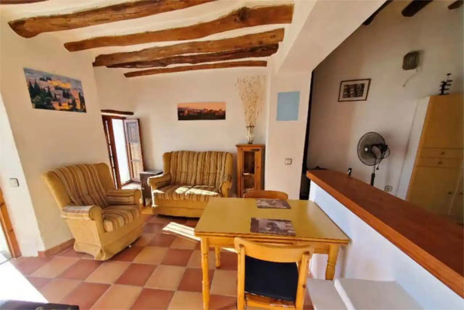 Apartamento de alquiler en Válor Sala de estar de Apartamento de alquiler en Válor con Amueblado
