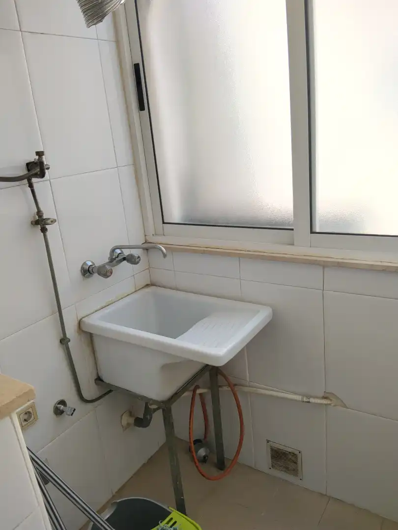 Badezimmer von Wohnung zum Verkauf in Torrent mit Klimaanlage, Abstellraum und Möbliert