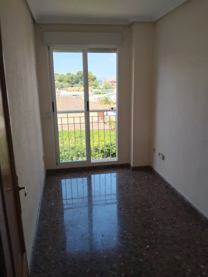 Terrasse von Wohnung zum Verkauf in Torrent mit Klimaanlage, Abstellraum und Möbliert
