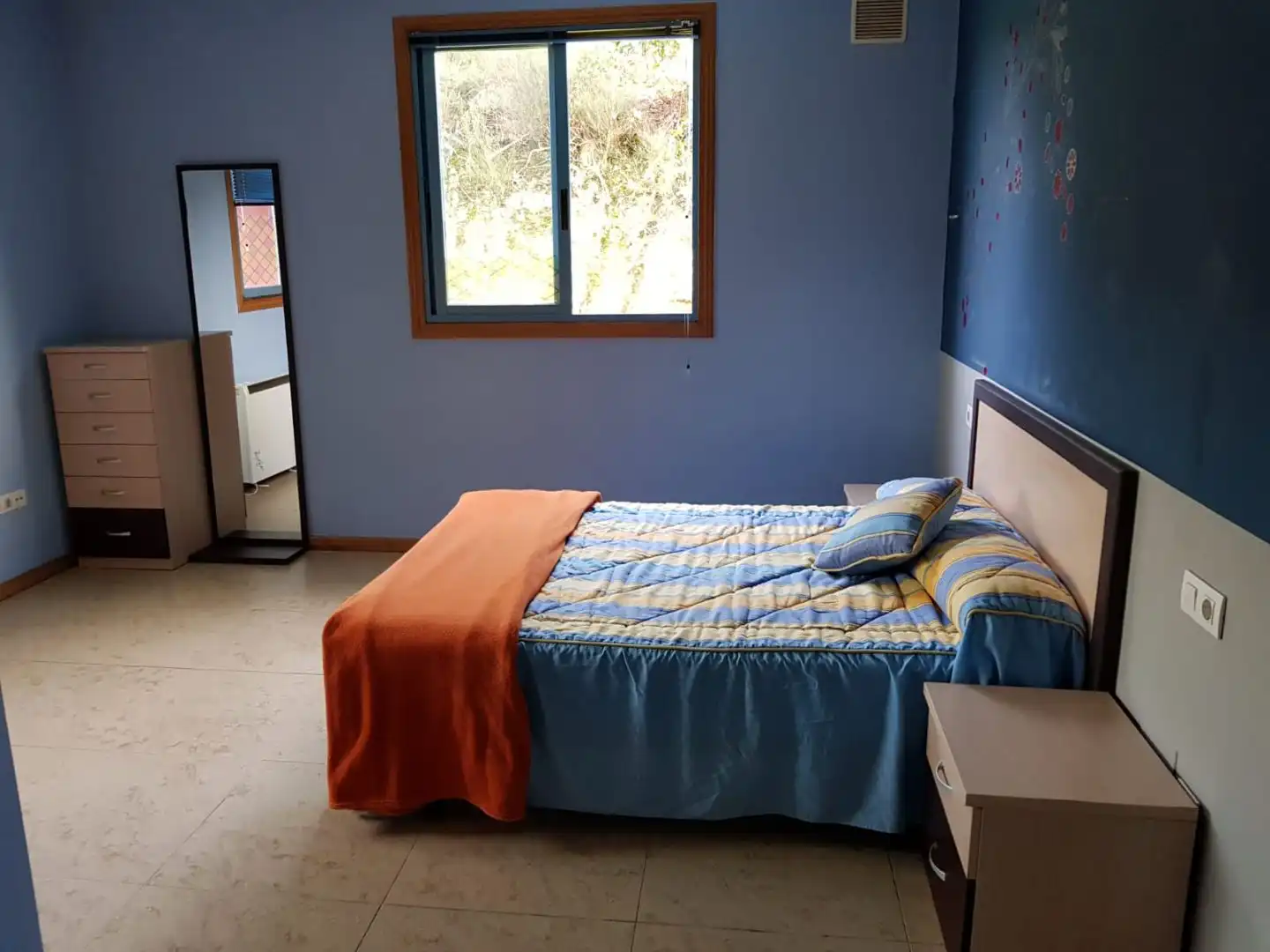 Pis de lloguer a Lugar Vilafranca, 38, Parroquias Rurales Dormitori de Pis de lloguer en Pontevedra Capital amb Calefacció, Moblat i Aparcament comunitari