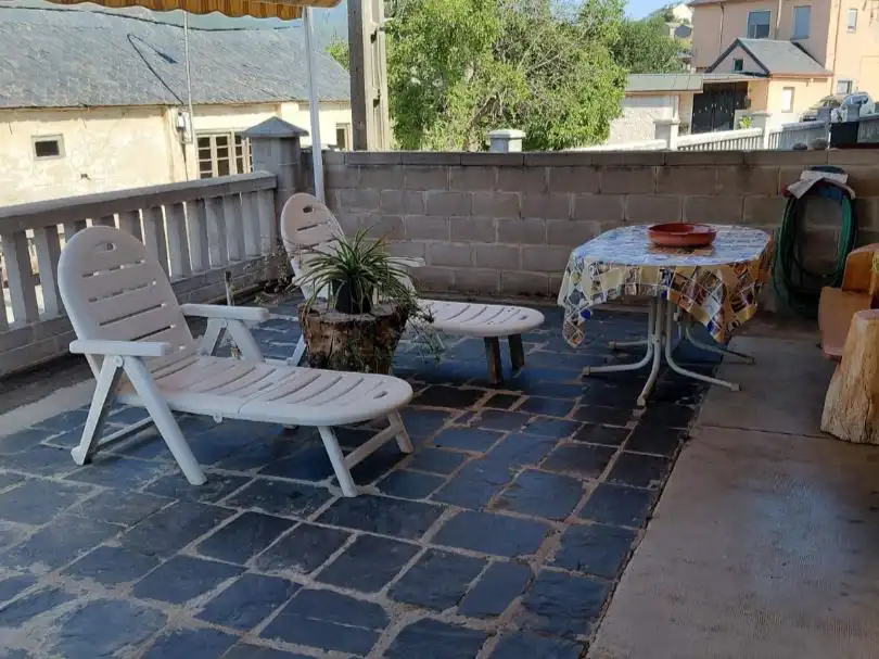 Flat for sale in Calle Baldomero Abella, 11, Fabero Terrace of Flat for sale in Fabero with Heating, Private garden and Terrace