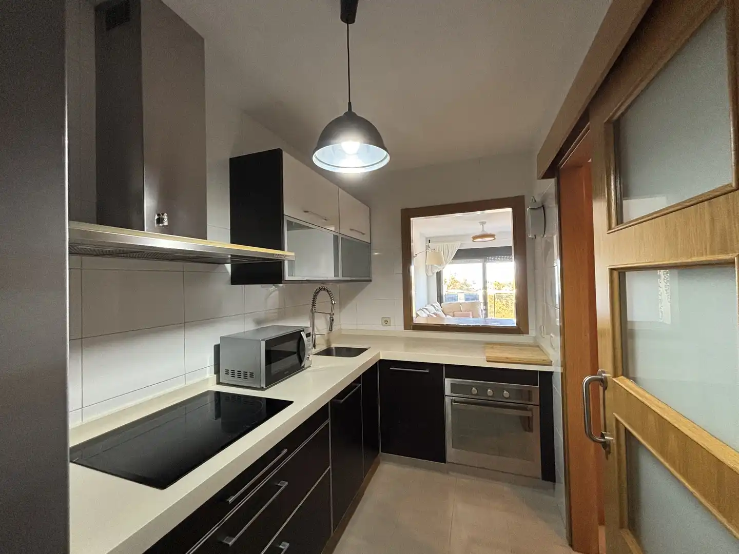Flat for rent in Camino el Pocico, 5, Aguadulce Kitchen of Flat for rent in Roquetas de Mar with Air Conditioner, Terrace and Swimming Pool