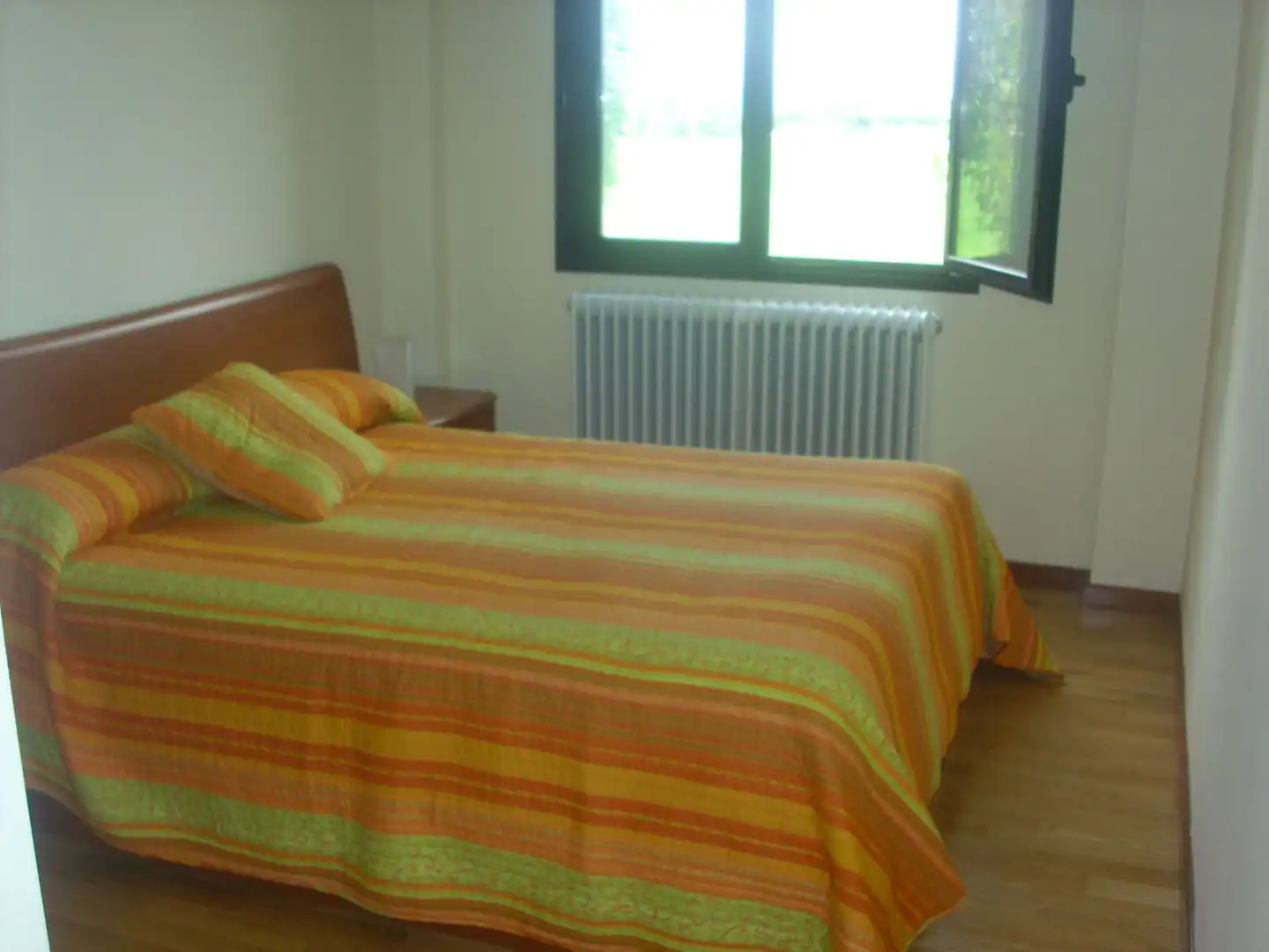 Flat for sale in Calle Calvario, 20, Santo Domingo de la Calzada Bedroom of Flat for sale in Santo Domingo de la Calzada with Terrace, Swimming Pool and Balcony