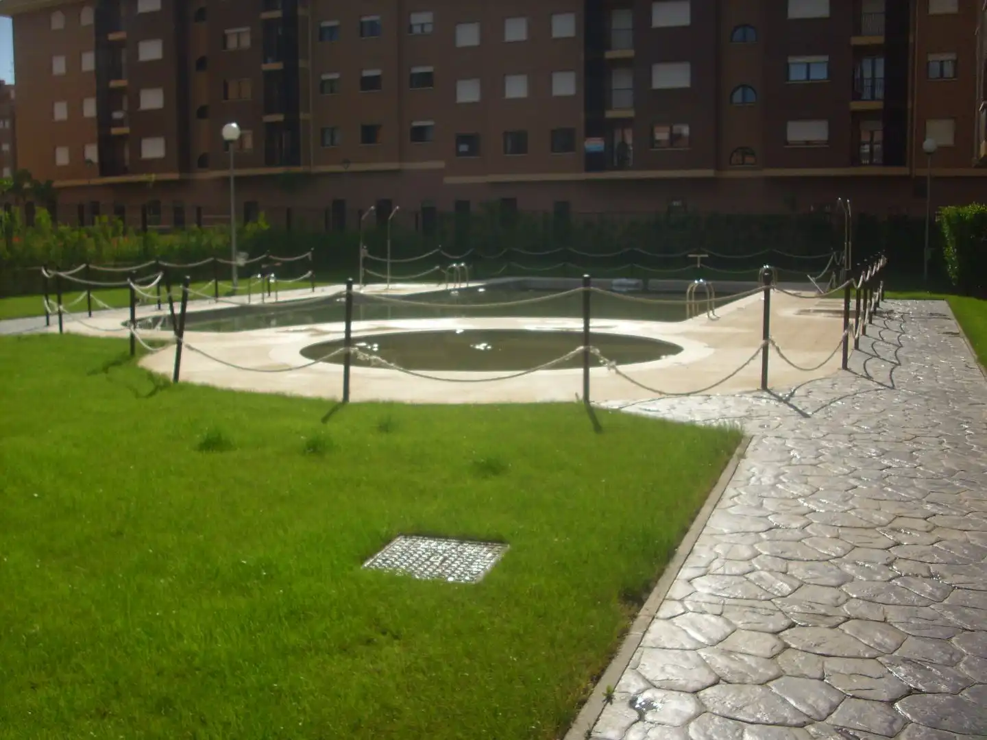 Flat for sale in Calle Calvario, 20, Santo Domingo de la Calzada Swimming pool of Flat for sale in Santo Domingo de la Calzada with Terrace, Swimming Pool and Balcony