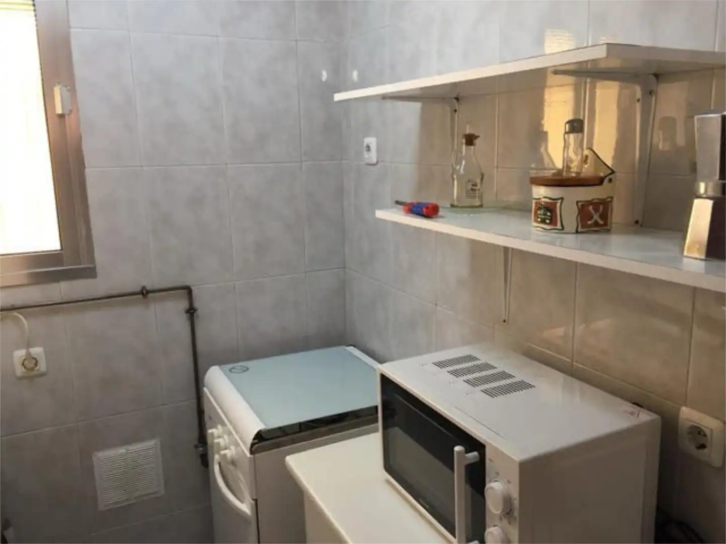 Flat for rent in Parque María Luisa -Giralda Sur Kitchen of Flat for rent in Sevilla with Private garden and Furnished