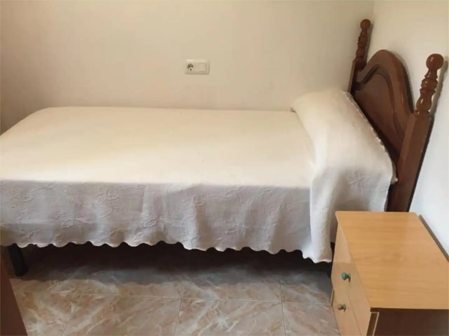 Flat for rent in Parque María Luisa -Giralda Sur Bedroom of Flat for rent in Sevilla with Private garden and Furnished