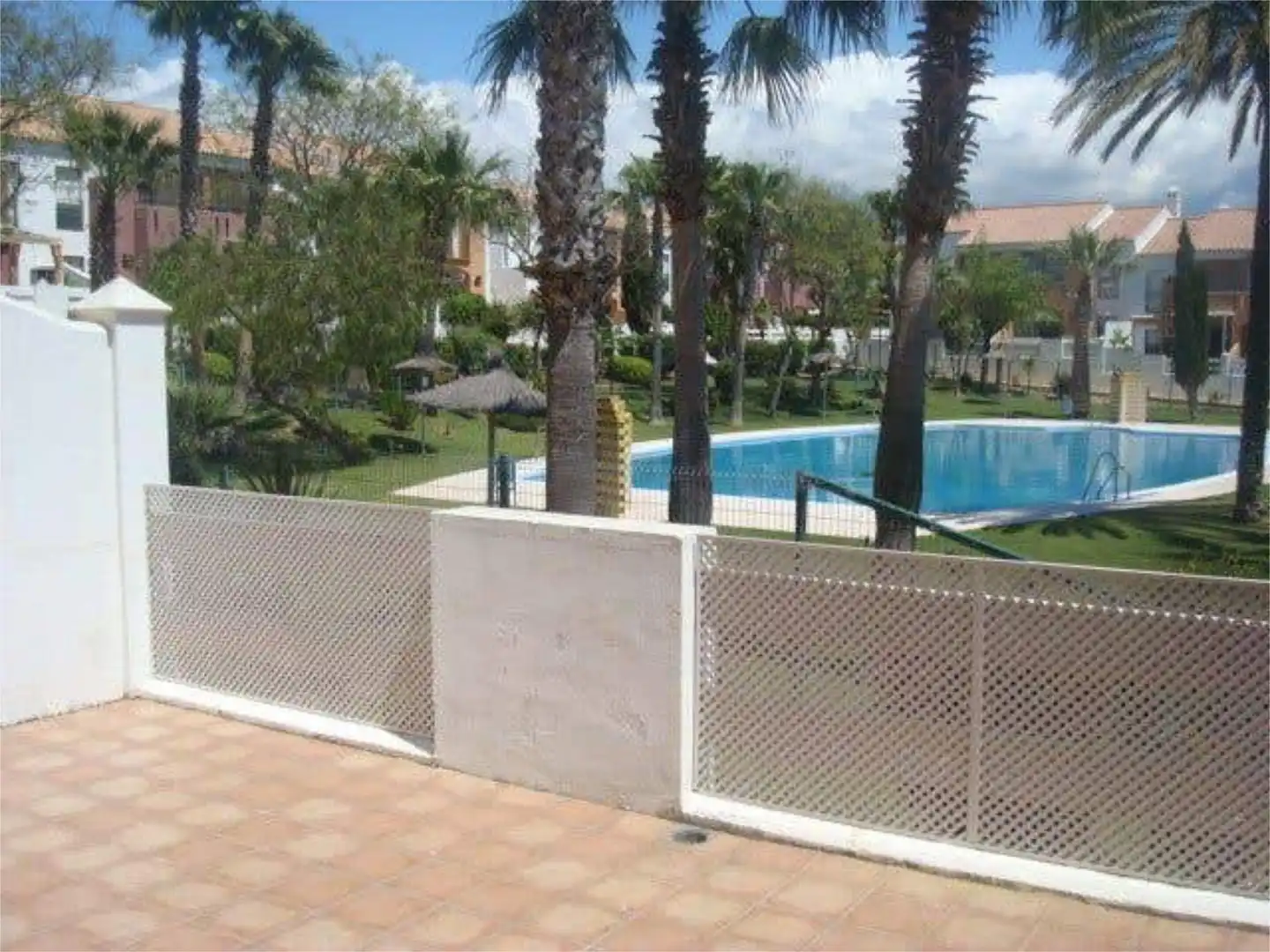 Apartments for rent in Las Lagunas - Campano Swimming pool of Apartments for rent in Chiclana de la Frontera with Heating, Private garden and Terrace