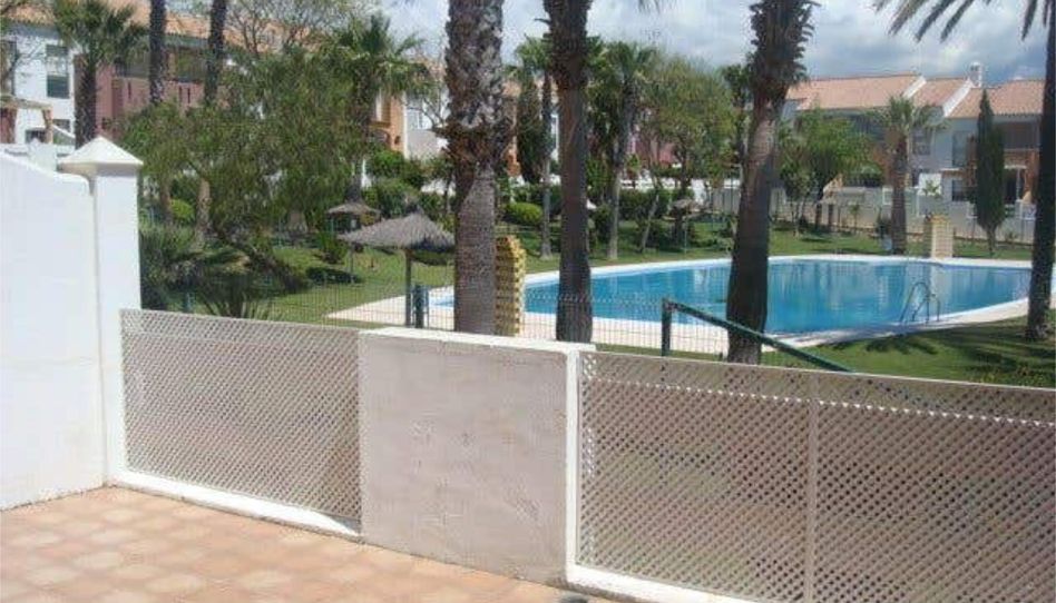 Apartments for rent in Las Lagunas - Campano, Chiclana de la Frontera - image 1 Photo 1 of Apartments for rent in Las Lagunas - Campano, Chiclana de la Frontera