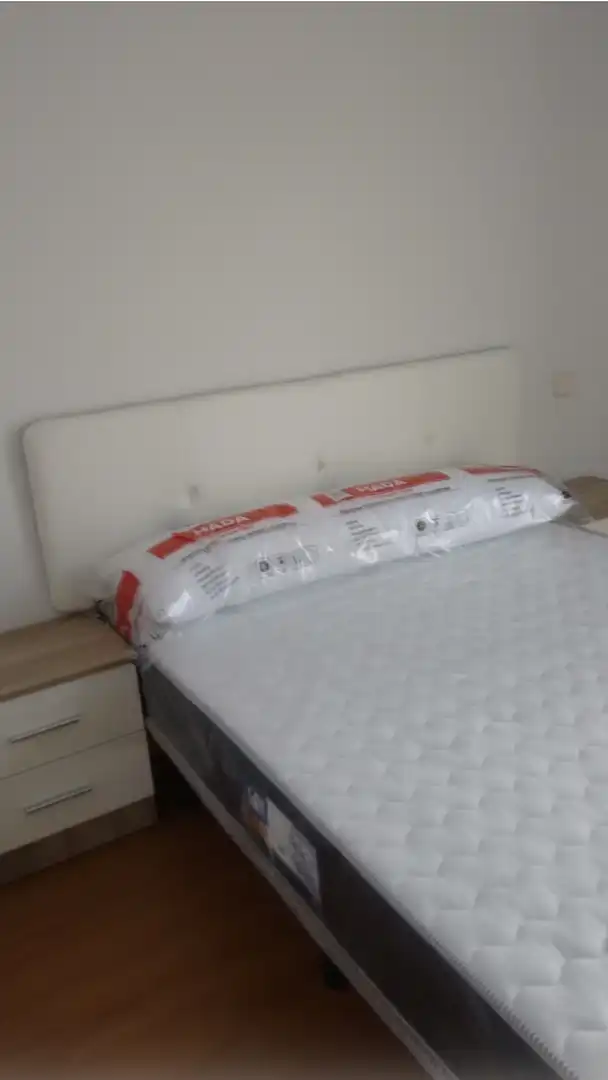 Wohnungen zur Miete in Calle Perales de Tajuña, 4, Ensanche Schlafzimmer von Wohnungen zur Miete in Alcalá de Henares mit Heizung, Möbliert und Gemeinschaftsparkplatz