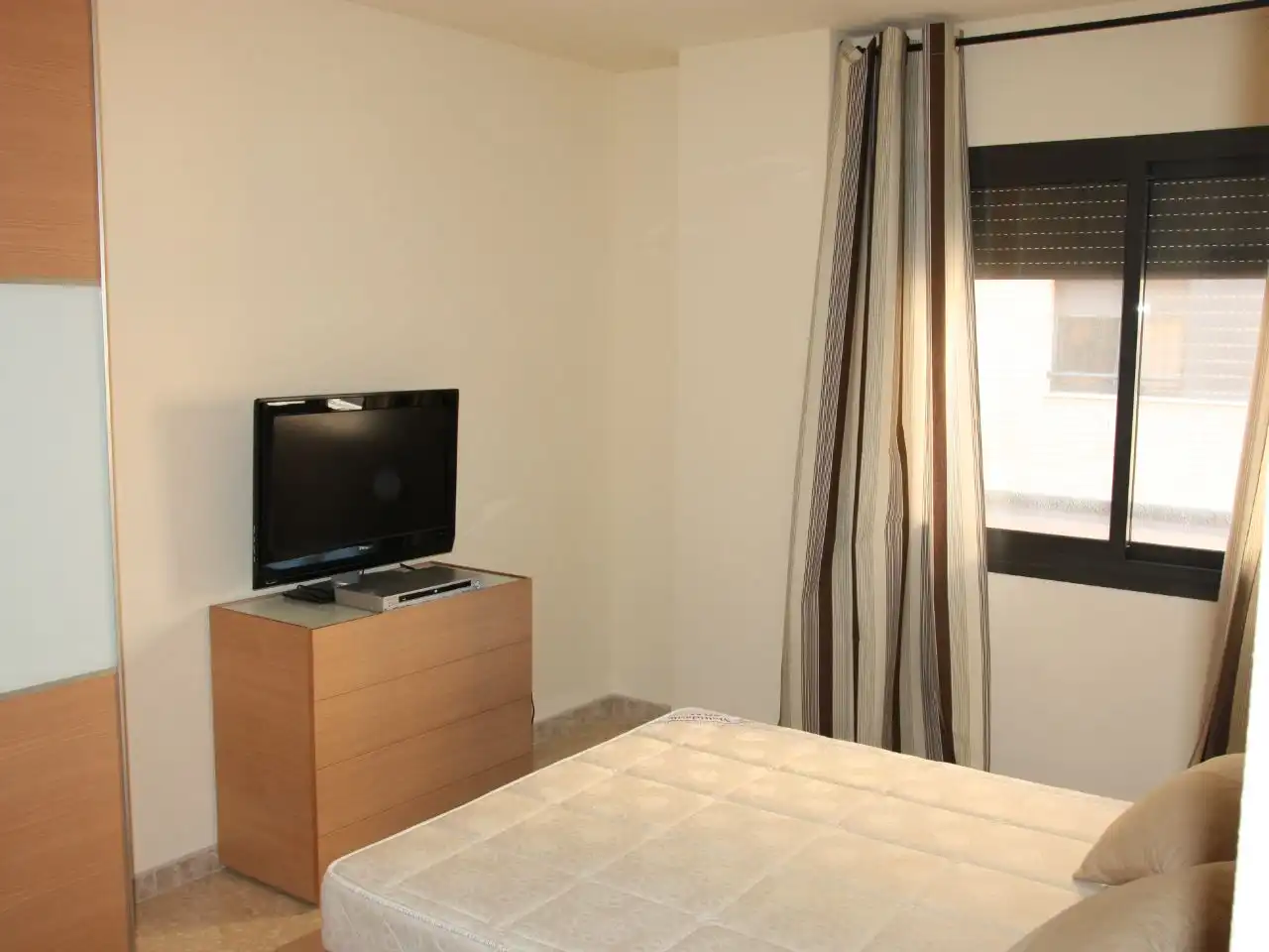Piso en venta en Avenida Barcelona, 52, Sant Llàtzer Habitación de Piso en venta en Tortosa con Aire acondicionado, Calefacción y Parking comunitario