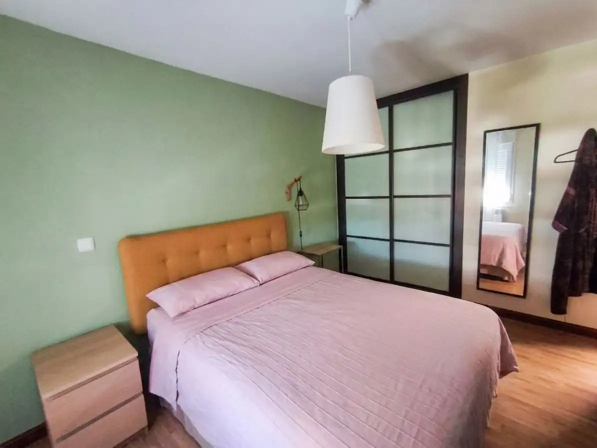 Wohnung zur Miete in Calle Pintor Velazquez, 39, Norte - Universidad Schlafzimmer von Wohnung zur Miete in Móstoles mit Klimaanlage, Heizung und Terrasse