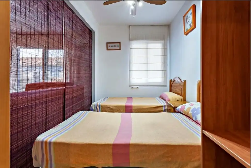 Habitación de Apartamento en venta en El Ejido con Aire acondicionado, Jardín privado y Terraza