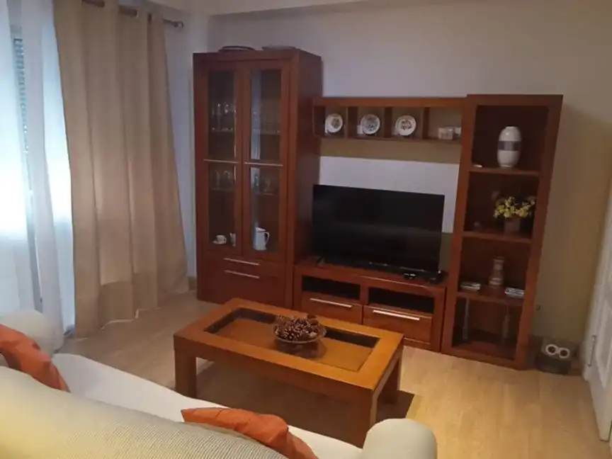 Flat for rent in Calle Antonio Machado, 47, La Plata Living room of Flat for rent in Jerez de la Frontera with Air Conditioner, Parquet flooring and Terrace
