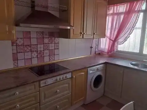 Flat for rent in Calle Antonio Machado, 47, La Plata Kitchen of Flat for rent in Jerez de la Frontera with Air Conditioner, Parquet flooring and Terrace