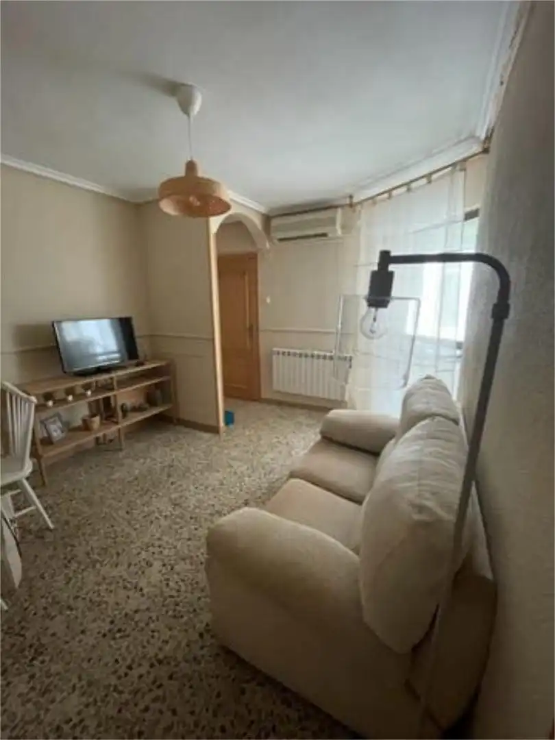 Flat for rent in Las Fuentes Living room of Flat for rent in Zaragoza with Heating and Furnished