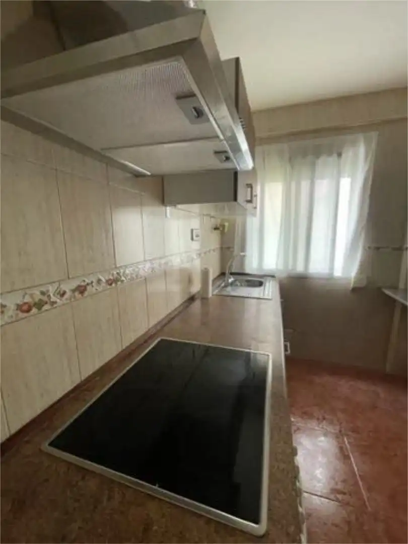 Flat for rent in Las Fuentes Kitchen of Flat for rent in Zaragoza with Heating and Furnished