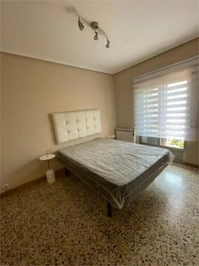Flat for rent in Las Fuentes Bedroom of Flat for rent in Zaragoza with Heating and Furnished