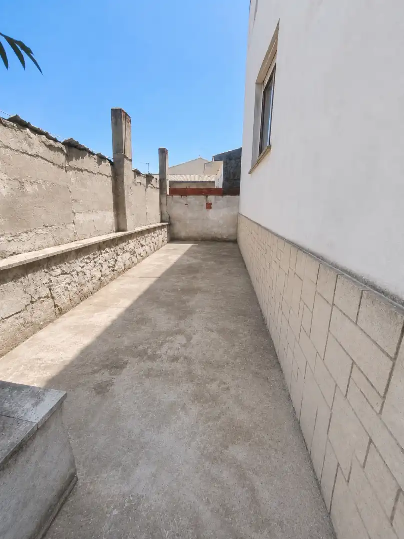Detached homes for sale in Belmonte de Tajo  with Terrace and Balcony
