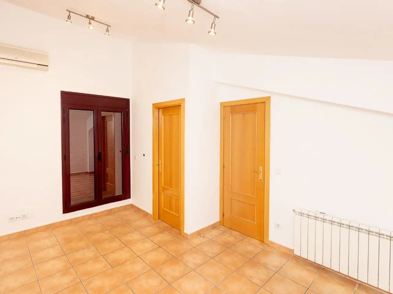 Detached homes for rent in Carrer Rajolers, 4, El Bruc Detached homes for rent in Carrer Rajolers, 4, El Bruc