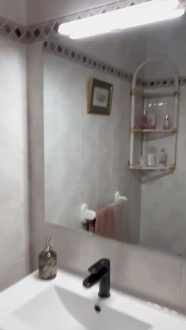 Flat for rent in Avenida Manuel Gorria, 26, Olletas - Sierra Blanquilla Bathroom of Flat for rent in Málaga with Air Conditioner, Private garden and Furnished